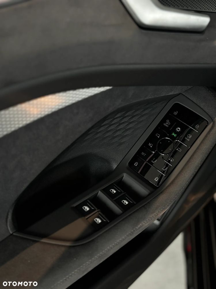 Audi A6 Avant TDI quattro S tronic - 13