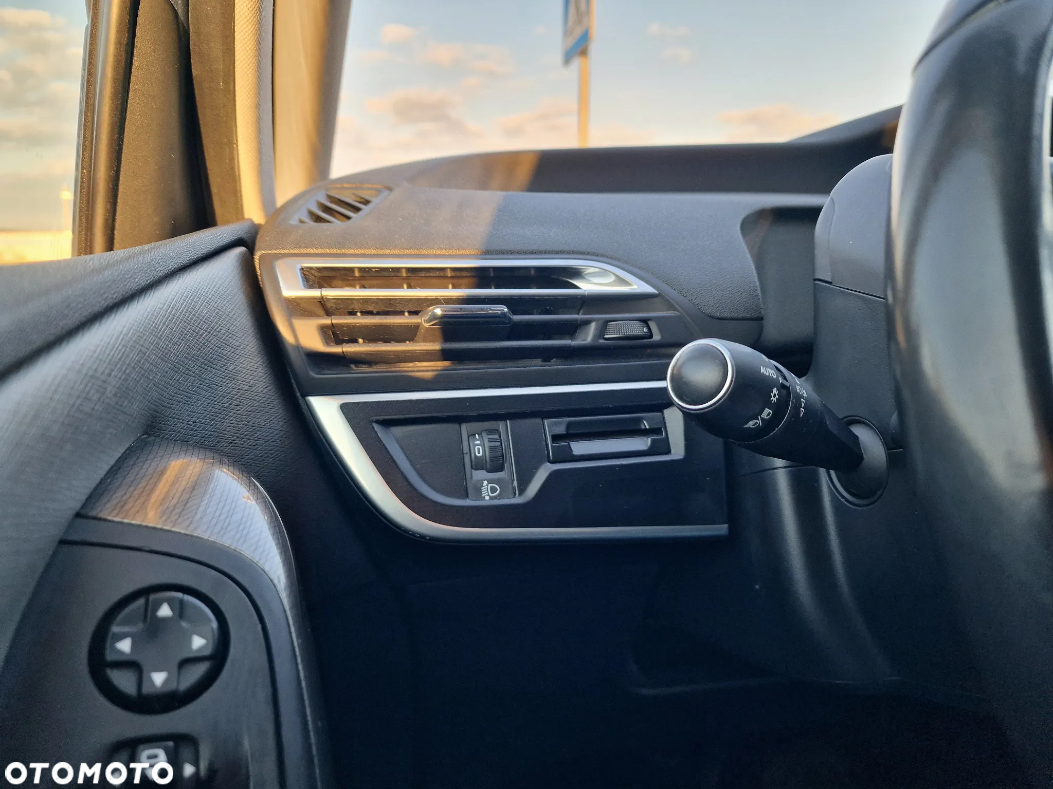 Citroën C4 Grand Picasso 2.0 BlueHDi Exclusive - 28