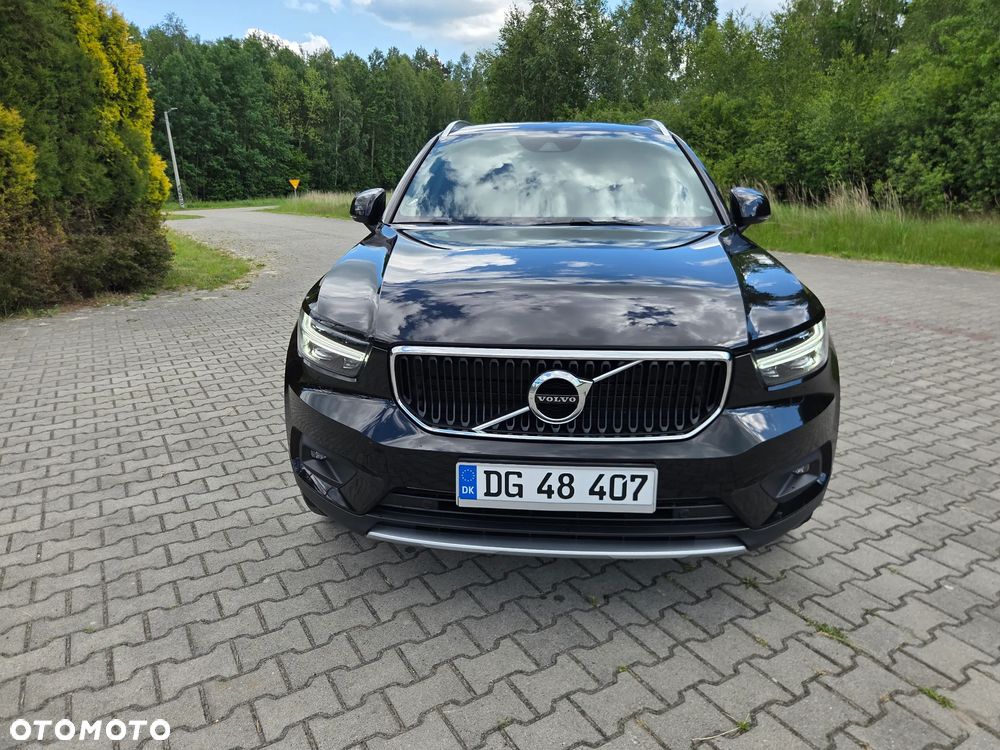 Volvo XC 40 T5 AWD Geartronic Momentum - 4