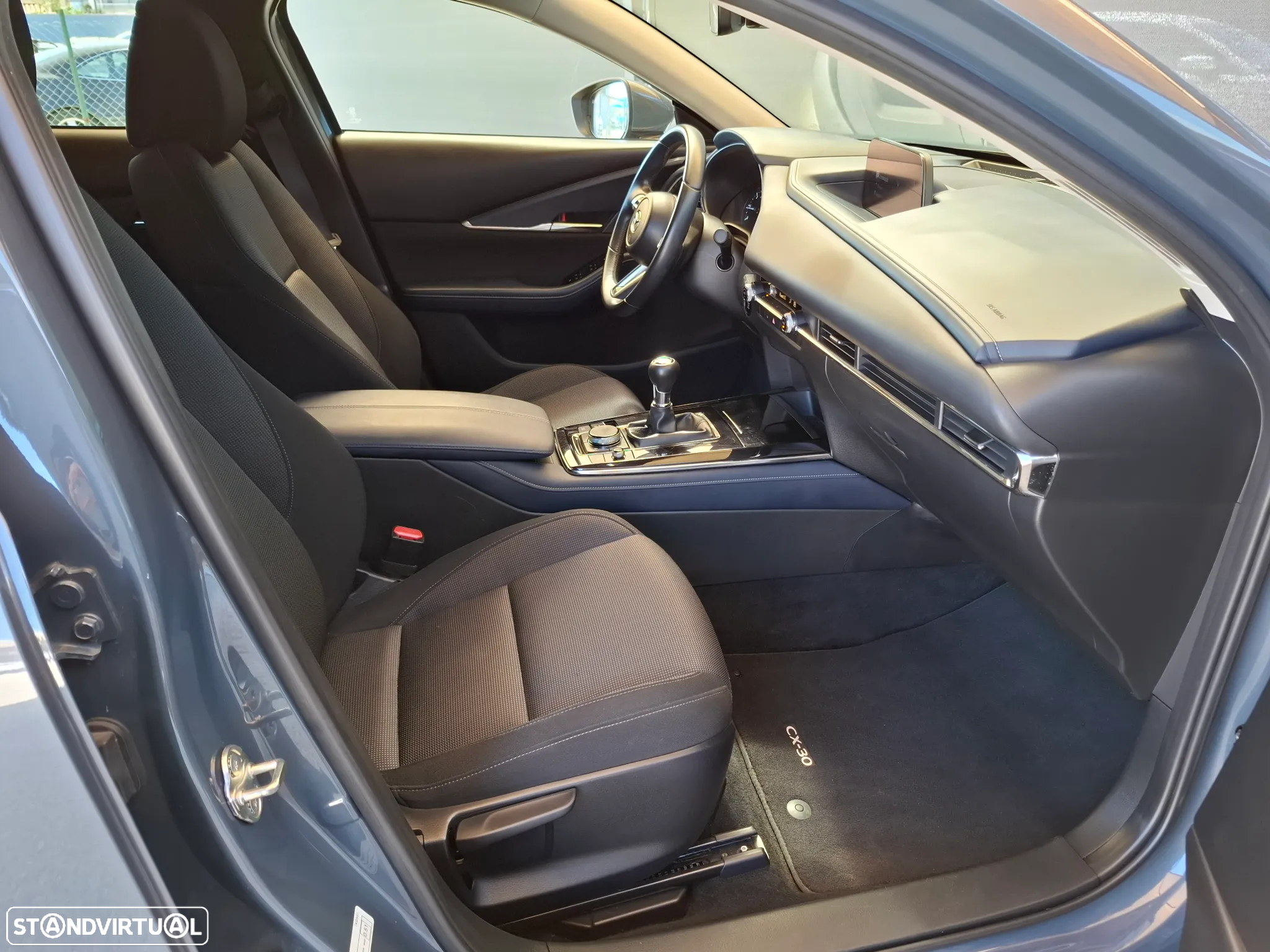 Mazda CX-30 1.8 Sky-D Evolve i-Active - 34