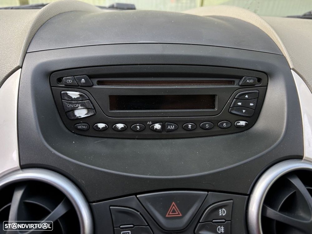 Ford KA 1.2 Titanium - 19