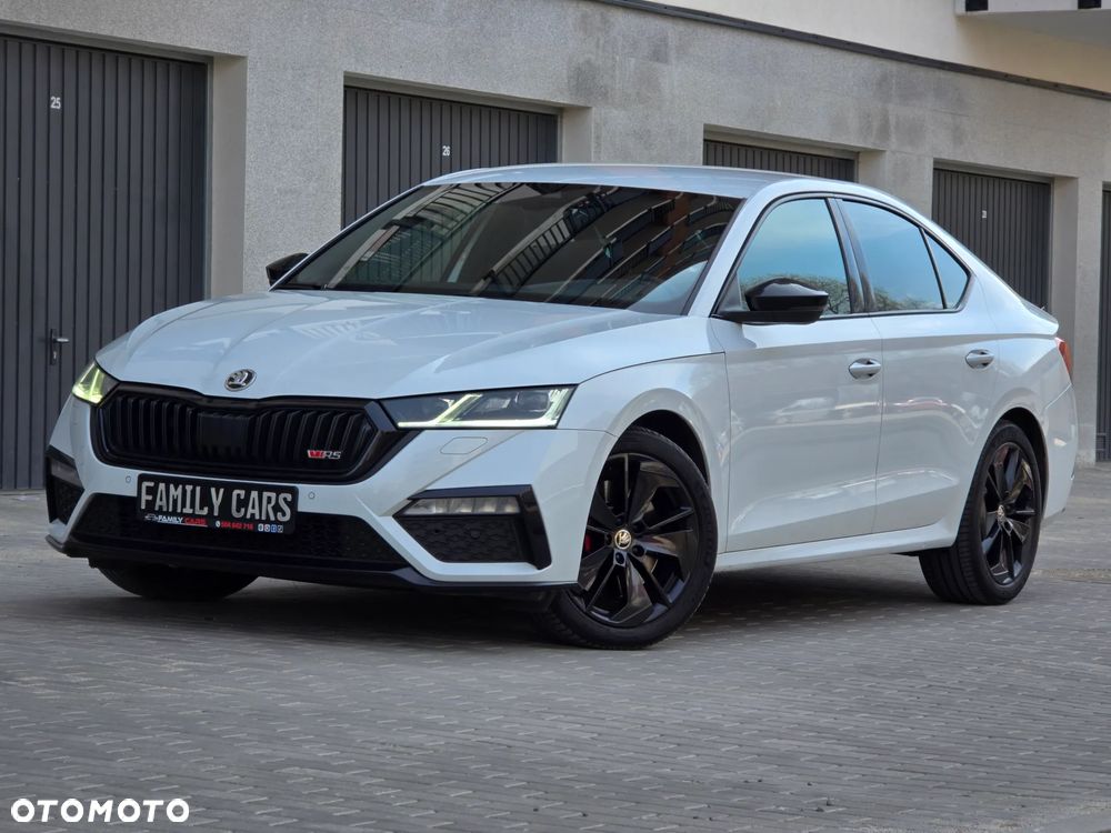 Skoda Octavia 2.0 TSI RS - 3