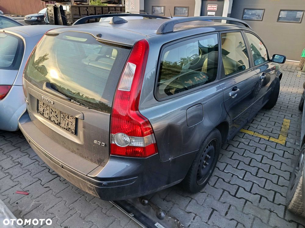 Volvo v50 2.0D 2006r. na CZĘŚCI - 3