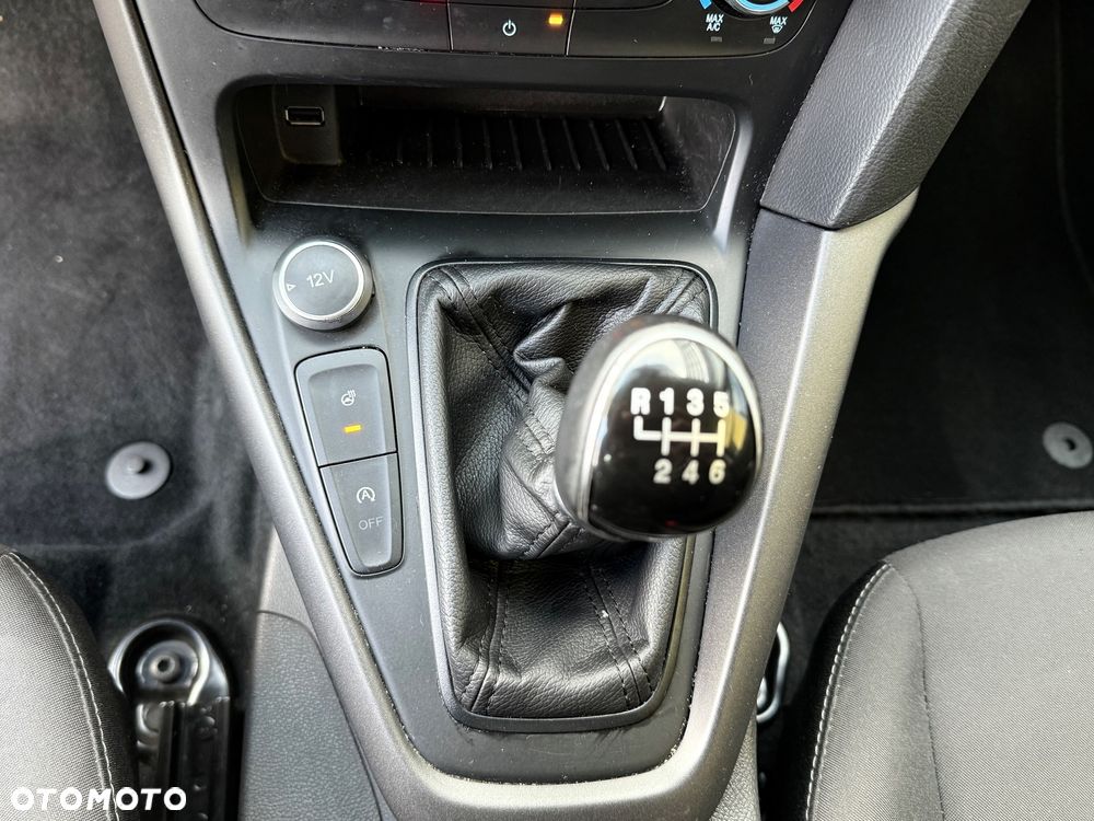 Ford Focus - 21