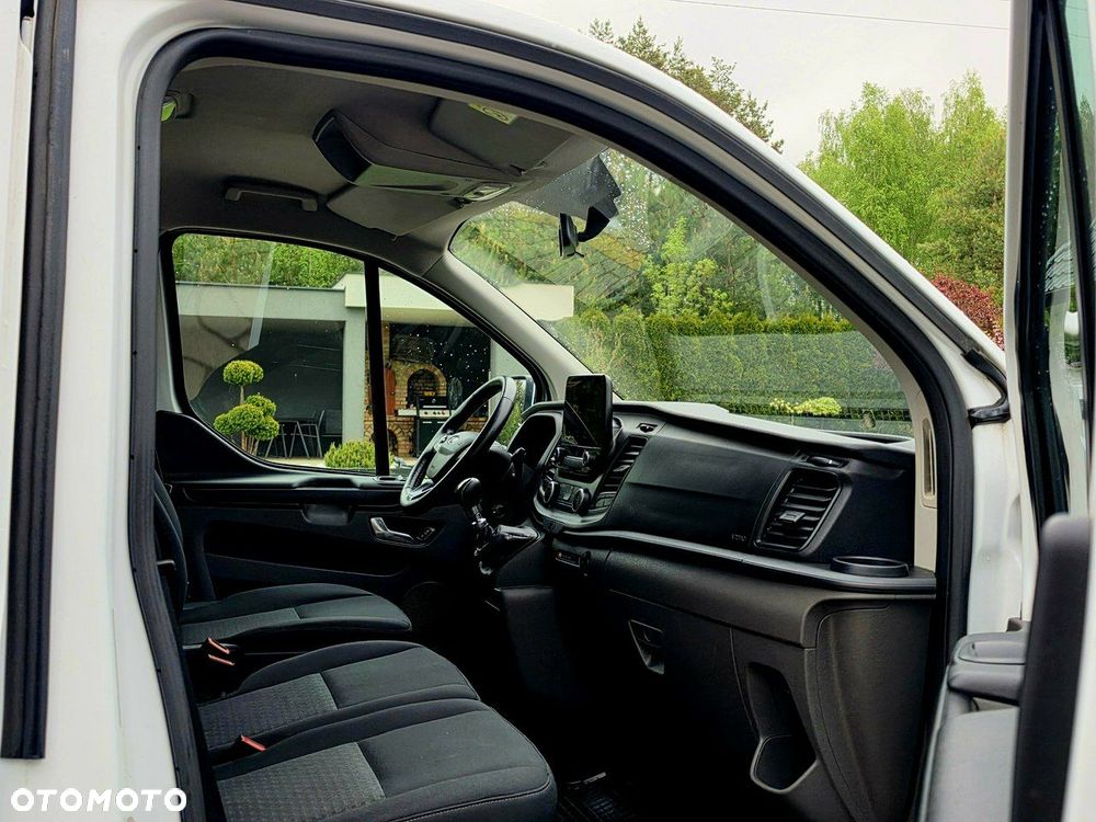 Ford Transit Custom - 11