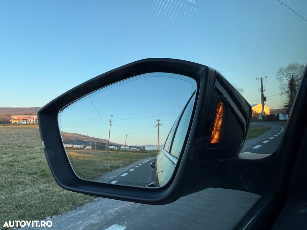 Skoda Octavia 2.0 TDI DSG First Edition - 36