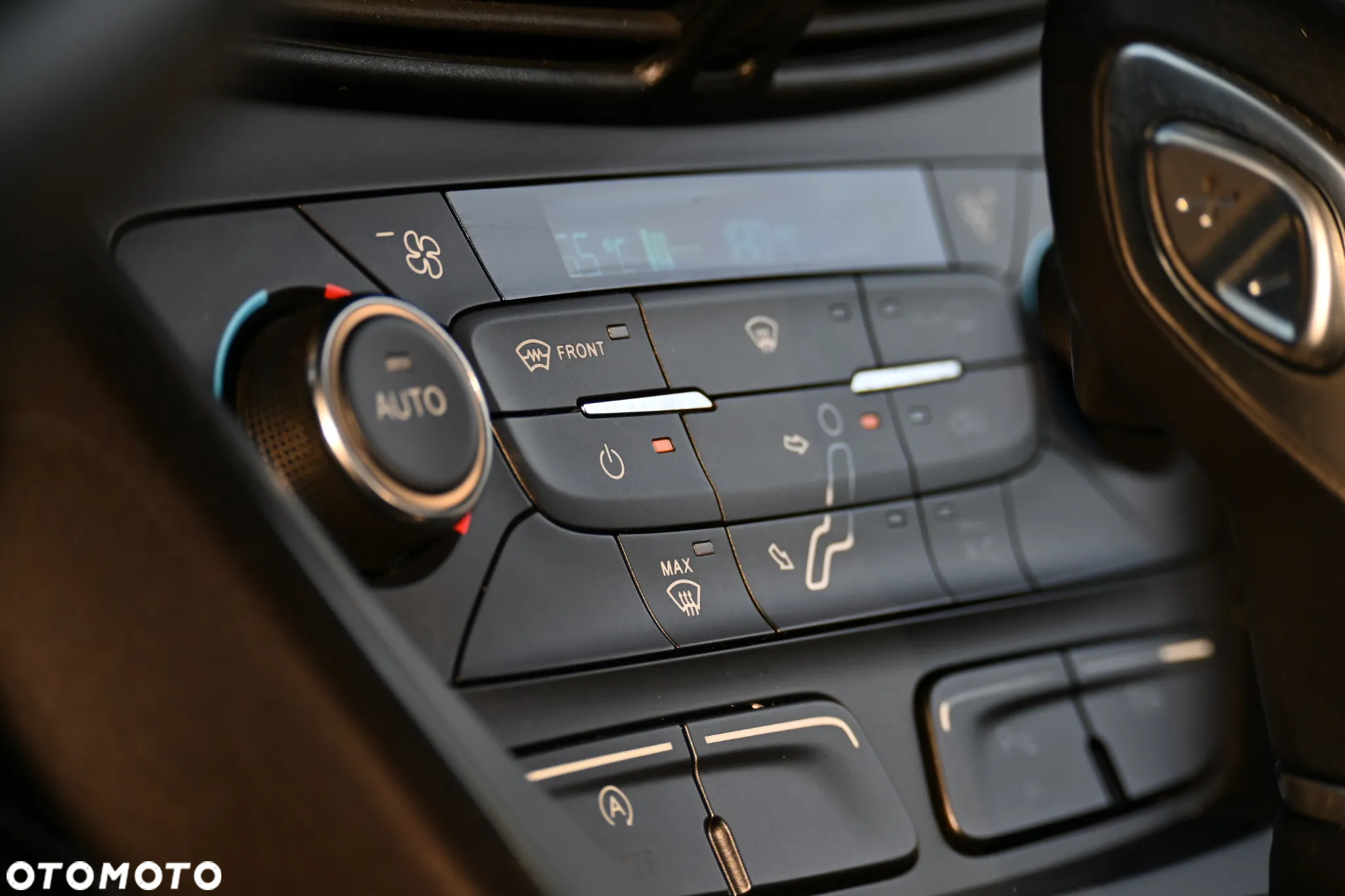 Ford C-MAX 1.5 EcoBoost Titanium ASS - 33