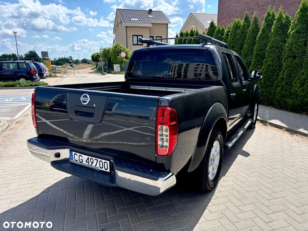 Nissan Navara 2.5 D LE - 3