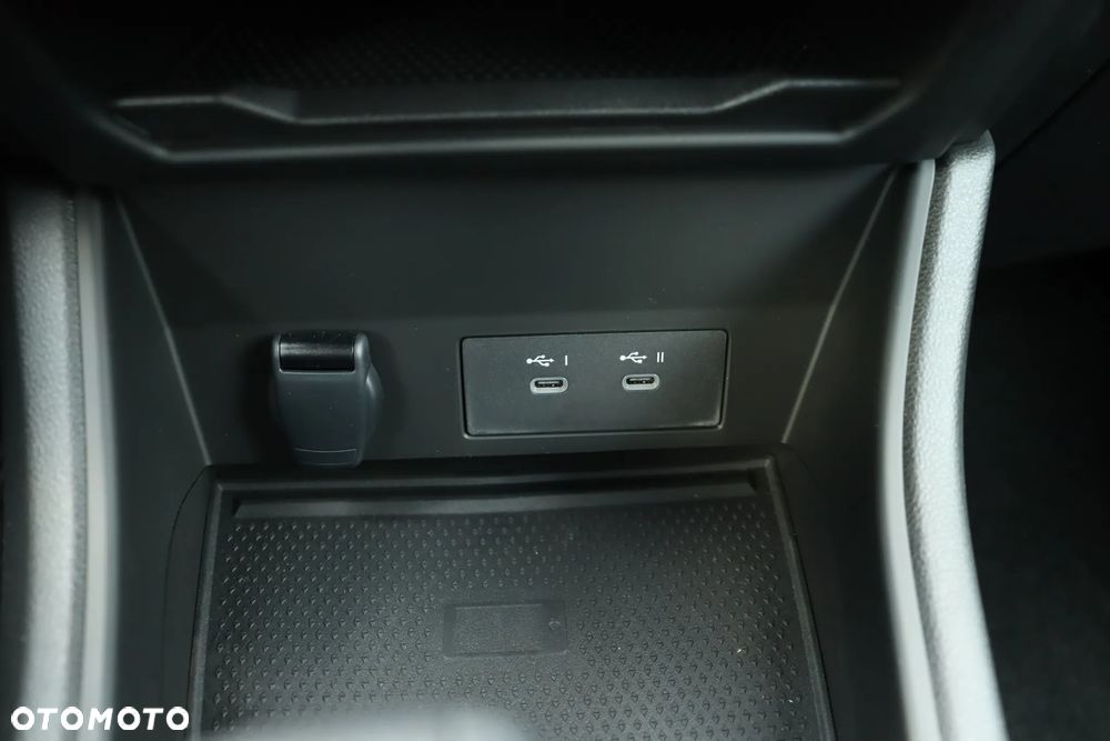 Mitsubishi ASX - 14