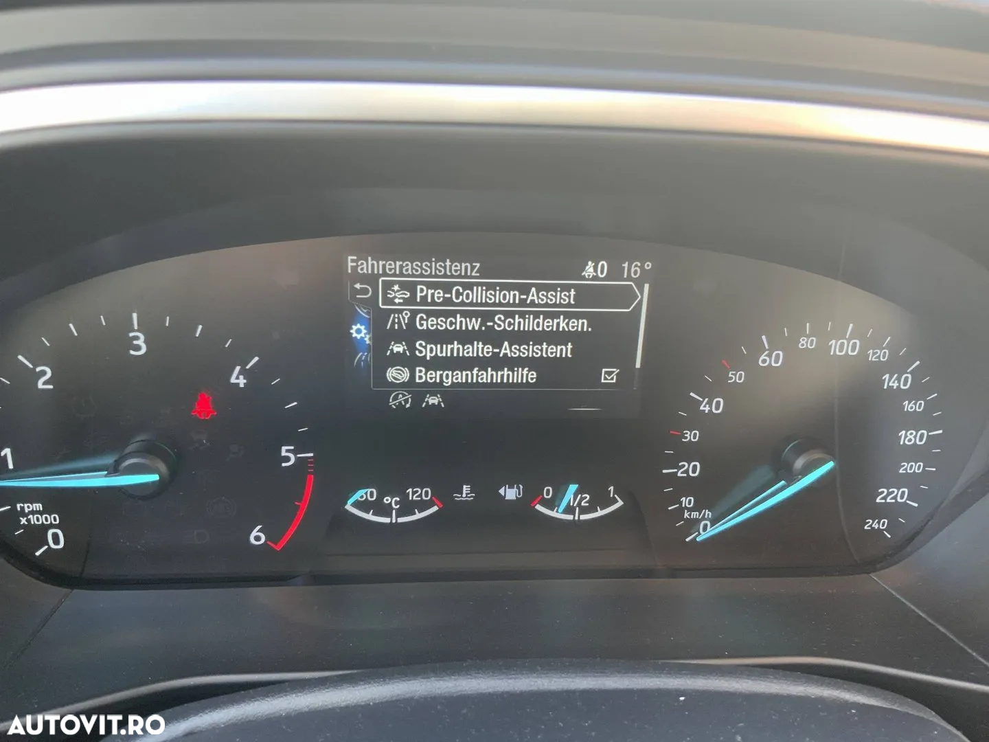 Ford Focus 1.5 EcoBlue Start-Stopp-System COOL&CONNECT - 5