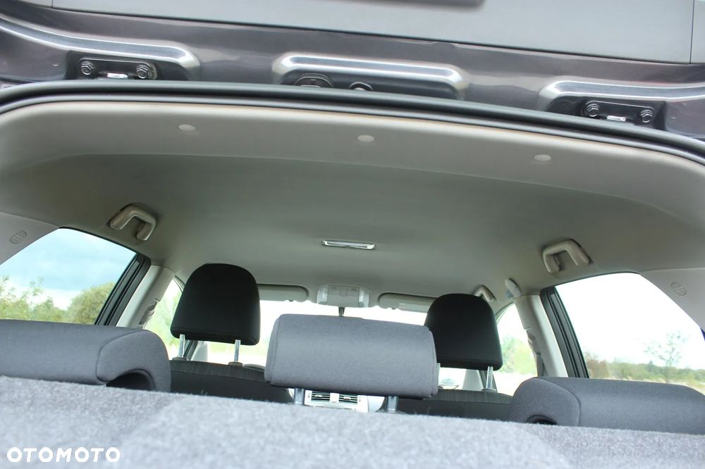Toyota Auris 1.6 MultiMode Executive - 37