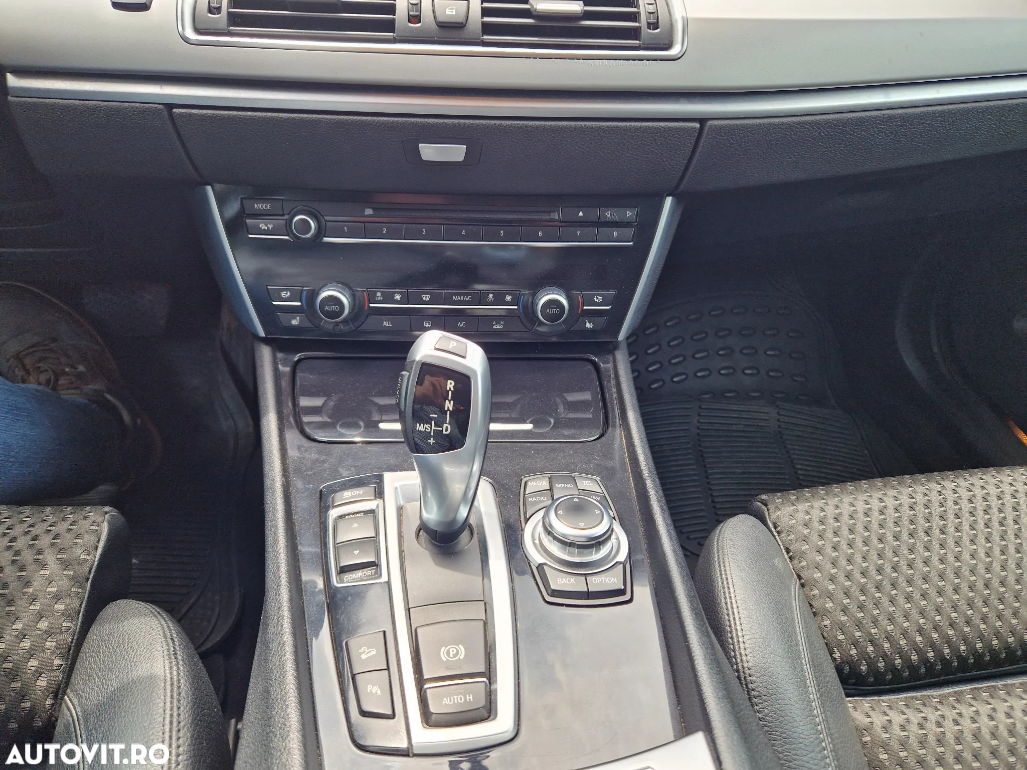 BMW Seria 5 530d Touring Aut. Luxury Line - 19