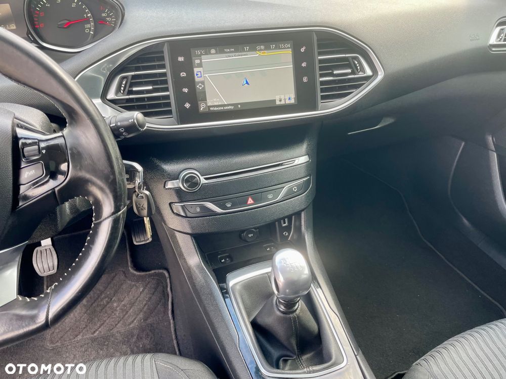 Peugeot 308 BlueHDi 120 Stop & Start Business-Line - 29