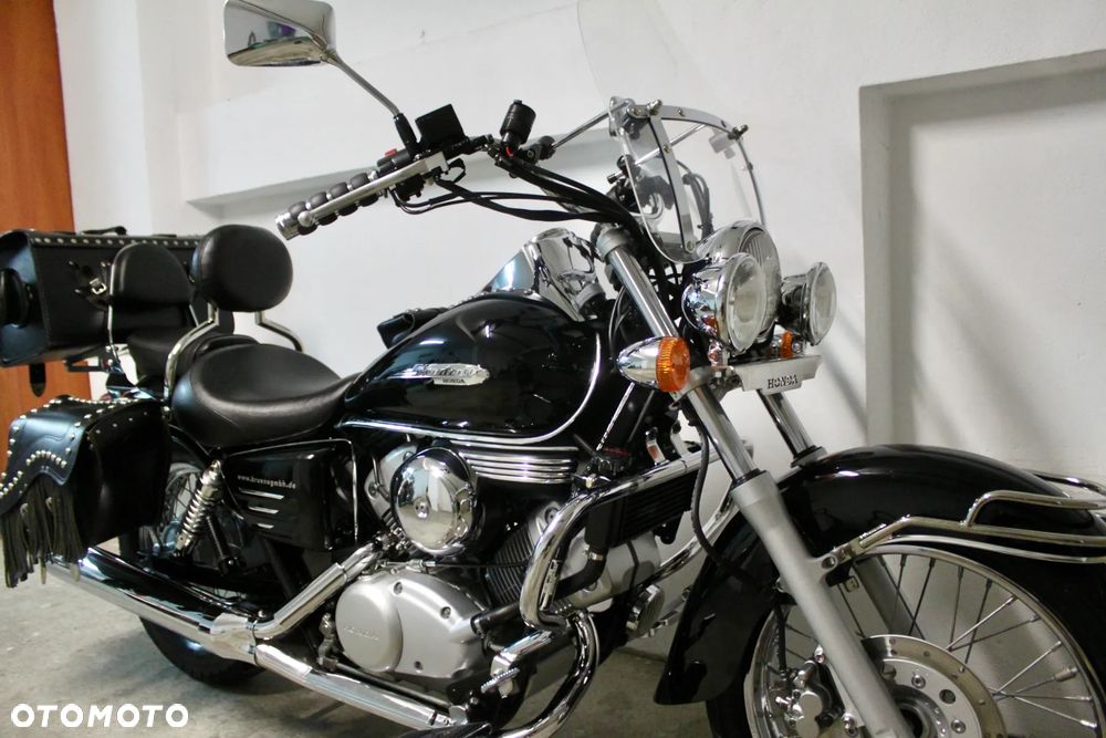 Honda Shadow - 27