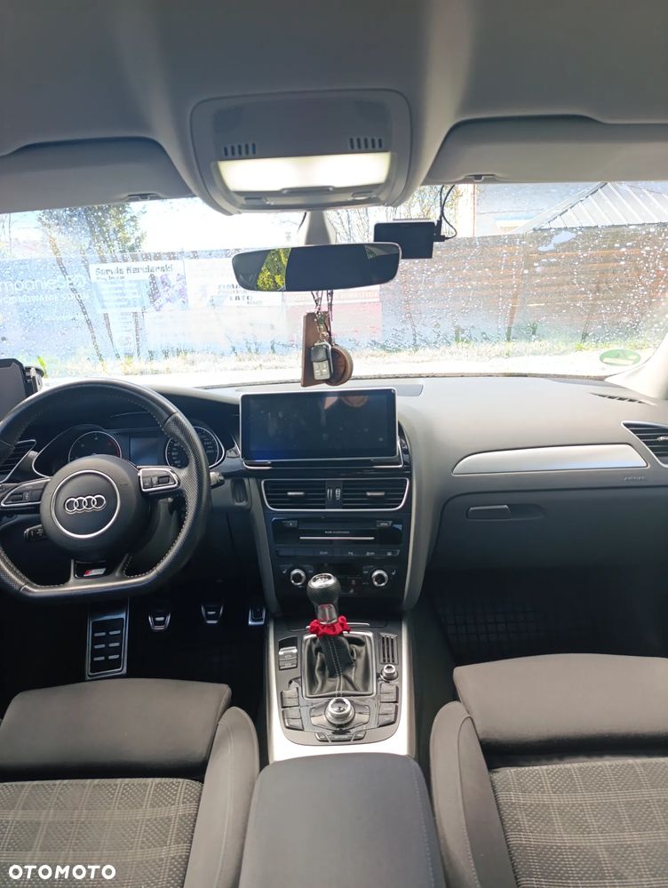Audi A4 Avant 2.0 TDI - 15