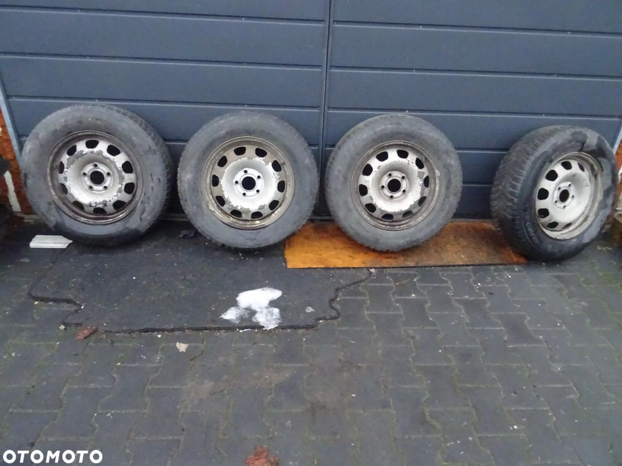 DACIA DUSTER FELGA KOLA 16'' NA SZTUKI OPONY GRATIS  CZESCI ROZNE - 1