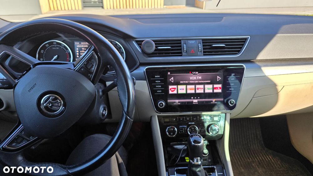 Skoda Superb 1.4 TSI ACT Ambition DSG - 9