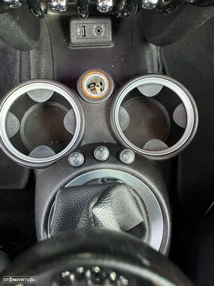 MINI Cabrio Cooper D - 12