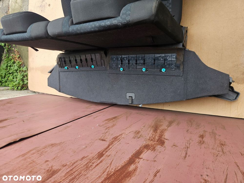 toyota verso 09-17 fotele tył pasy śruby - 4