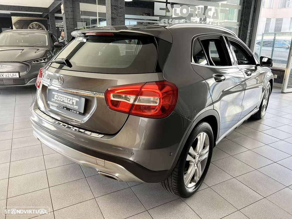 Mercedes-Benz GLA 180 d Style - 4