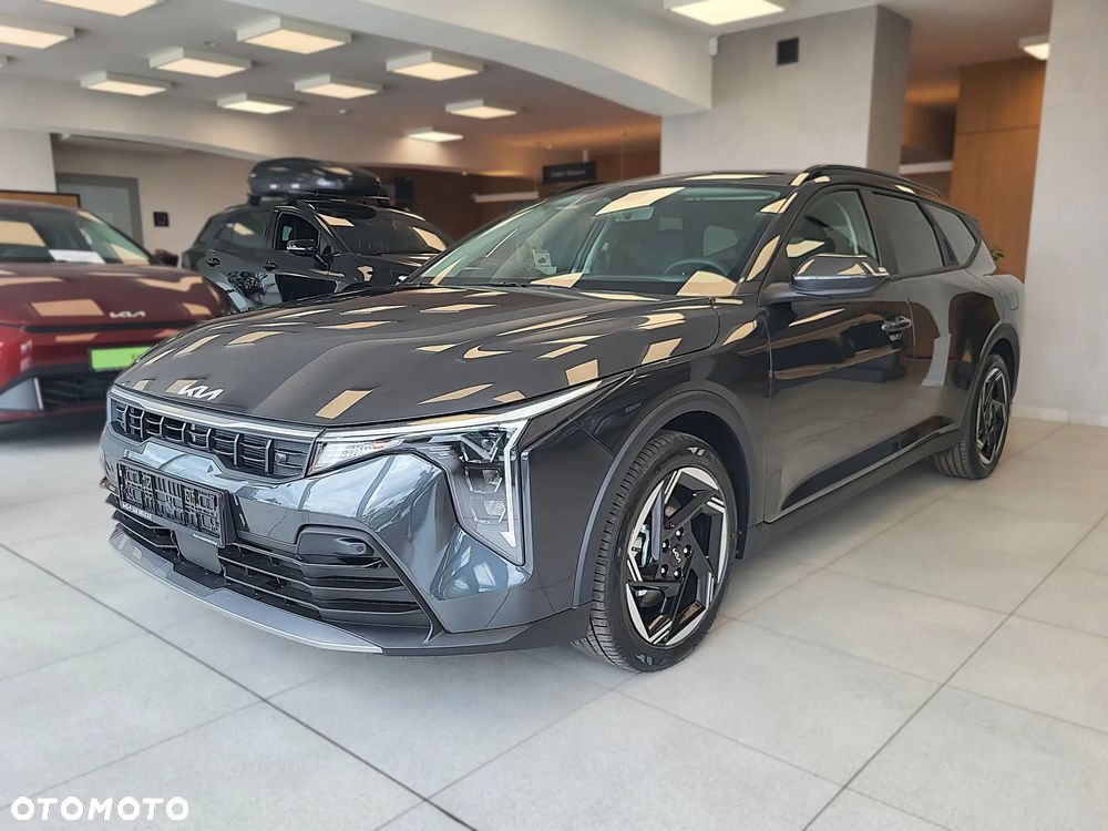 Kia K4
