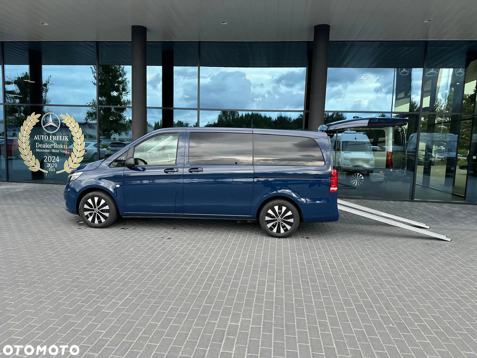 Mercedes-Benz Vito Tourer 114 CDI L2 Pro 9G-Tronic 447.703 - 12
