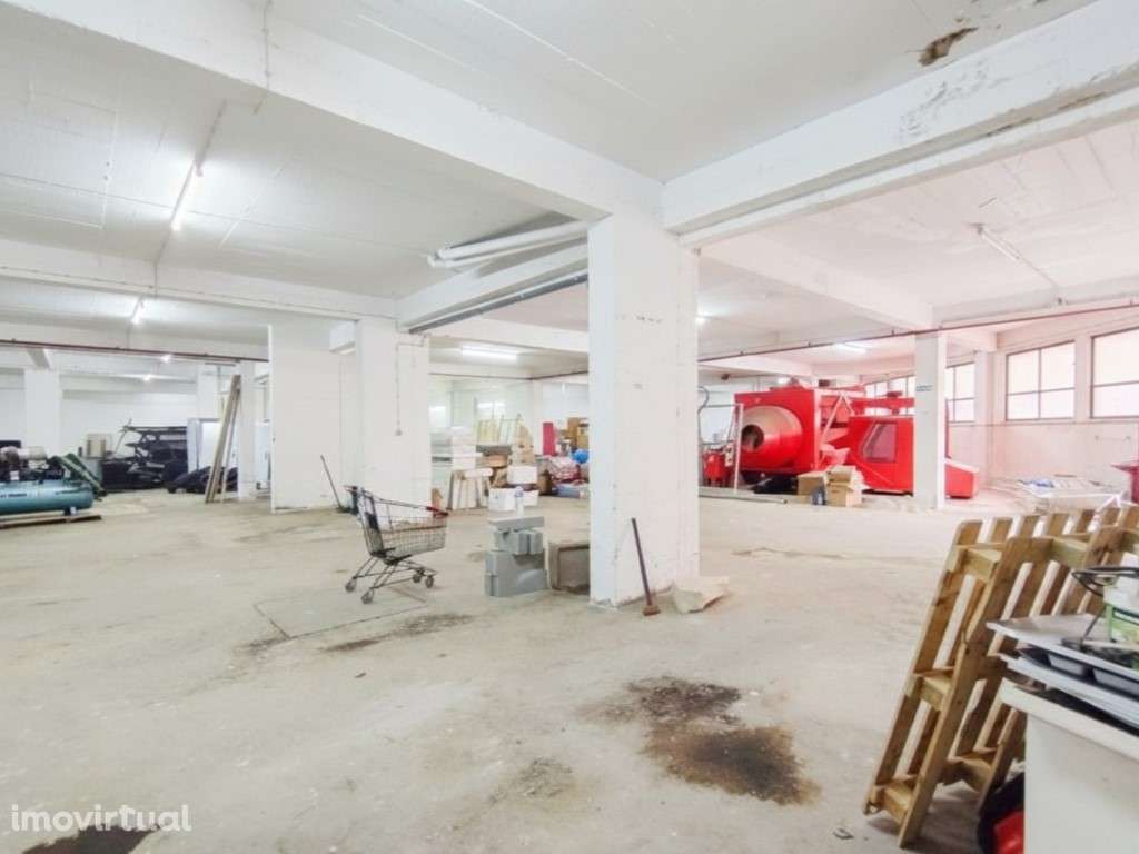 Armazém para Venda em Sintra - Grande imagem: 2/12