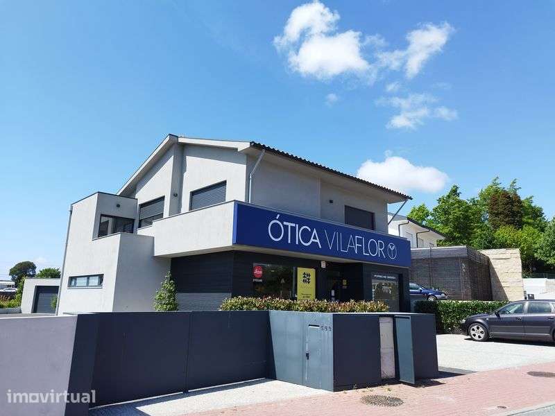 Moradia T3 com garagem fechada e área exterior - Grande imagem: 2/8