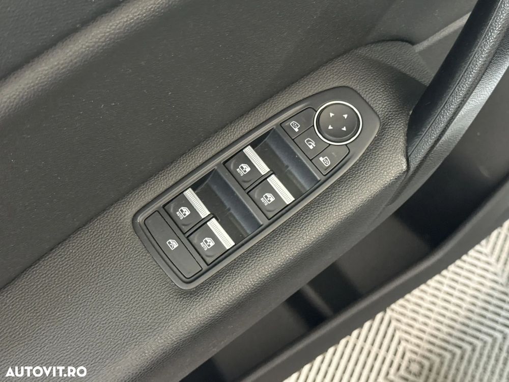Renault Captur Intens - 14