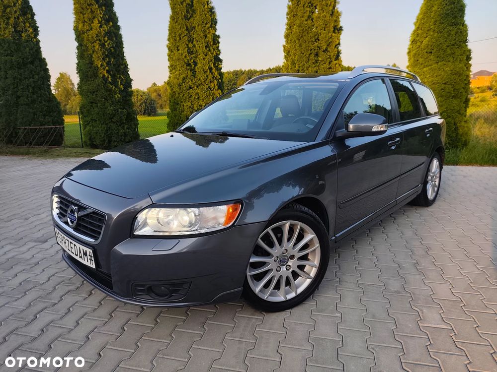 Volvo V50 DPF D2 Business Edition - 1