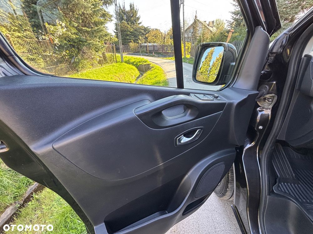 Renault Trafic - 13