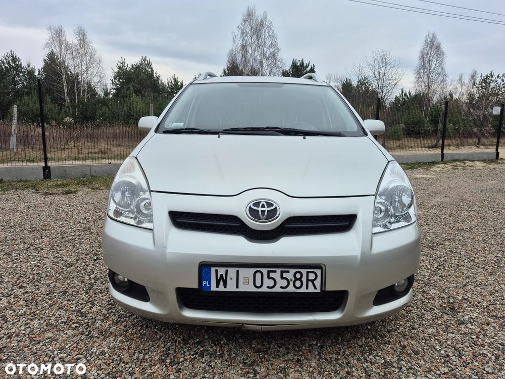 Toyota Corolla Verso 2.2 D-4D DPF Sol - 19