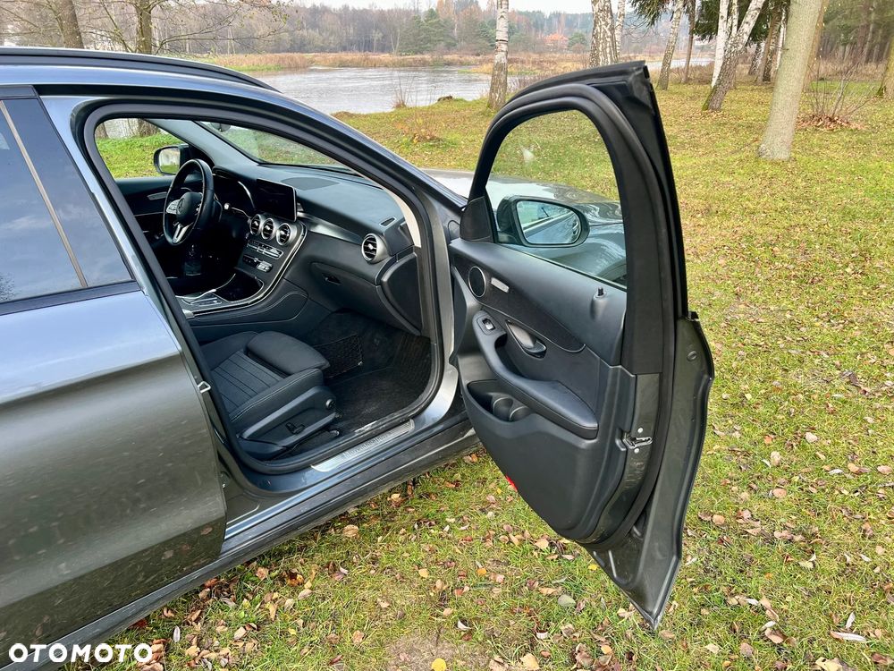 Mercedes-Benz GLC 220 d 4-Matic - 17
