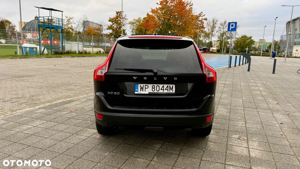 Volvo XC 60 D3 Momentum - 10