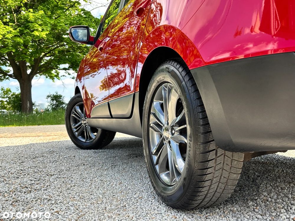 Hyundai ix35 1.6 2WD Fifa World Cup Edition - 24