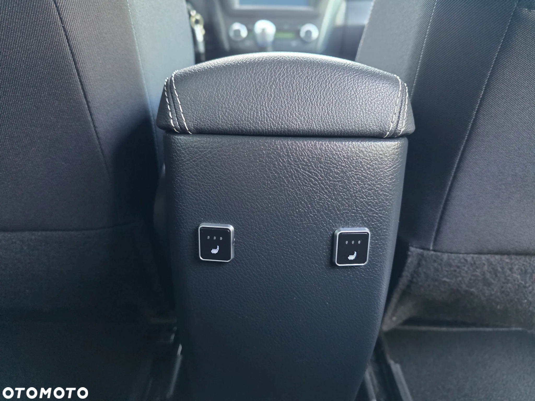 Toyota Avensis - 22