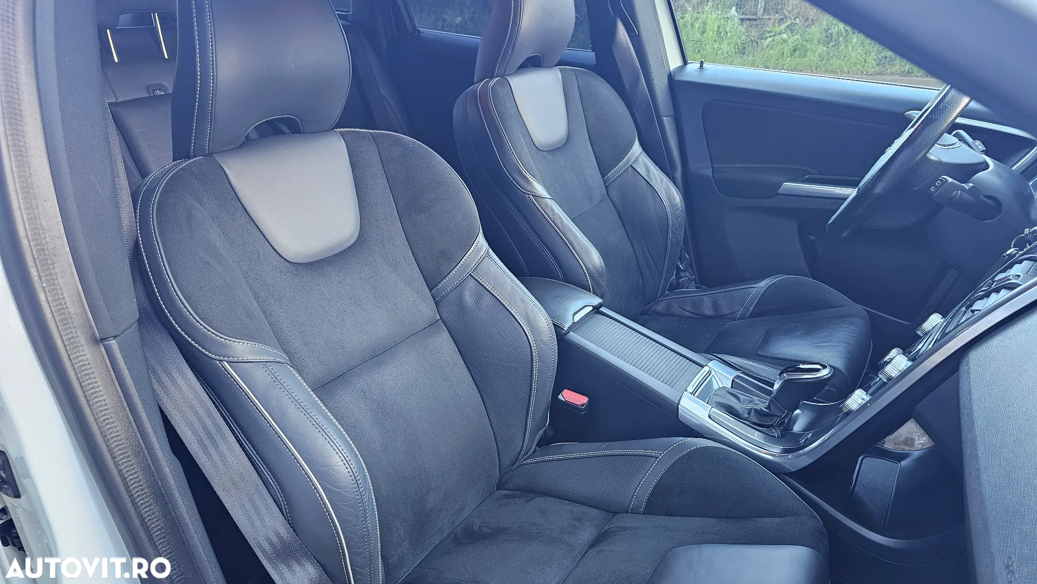 Volvo XC 60 B4 D AWD Geartronic RDesign - 10