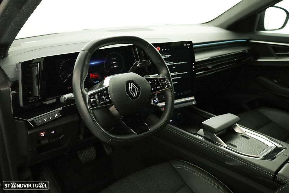 Renault Austral 1.3 Mild Hybrid Iconic Auto - 7