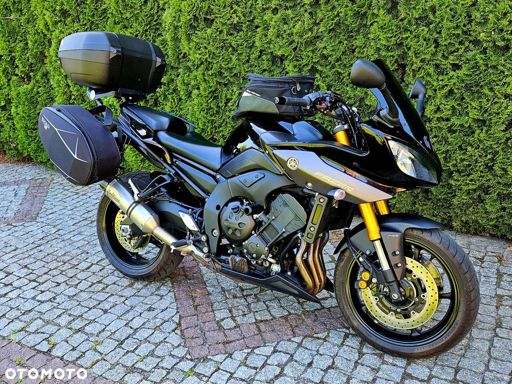 Yamaha FZ8 - 4
