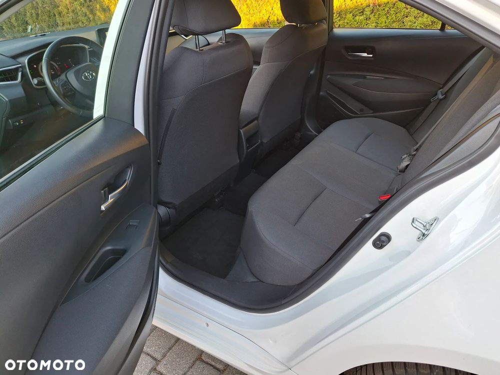 Toyota Corolla 1.5 Active - 26