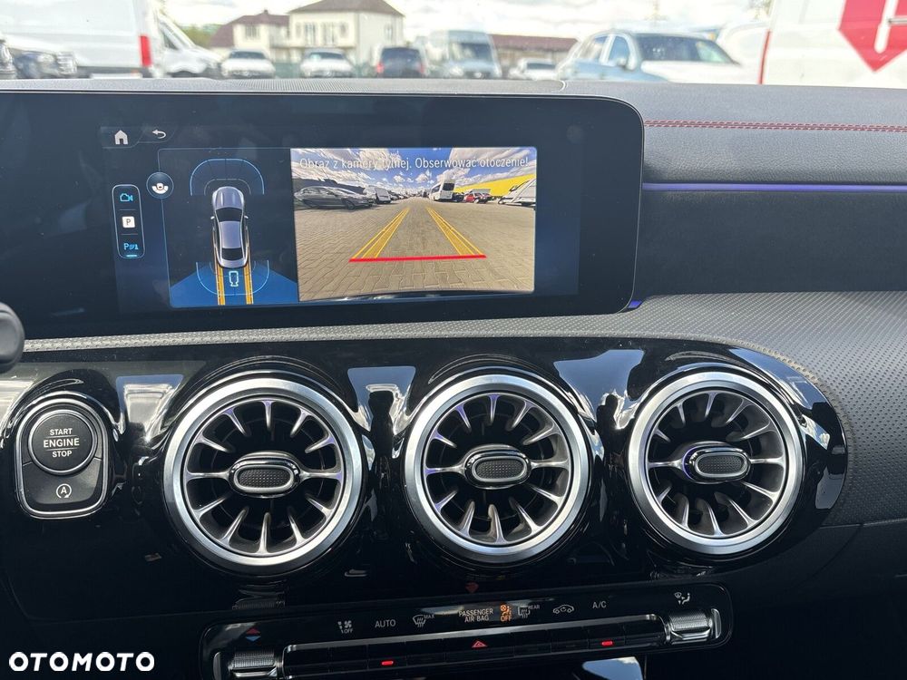 Mercedes-Benz CLA - 22