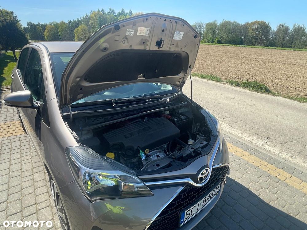 Toyota Yaris 1.33 Active EU6 - 9
