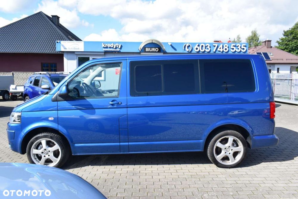 Volkswagen Caravelle - 6