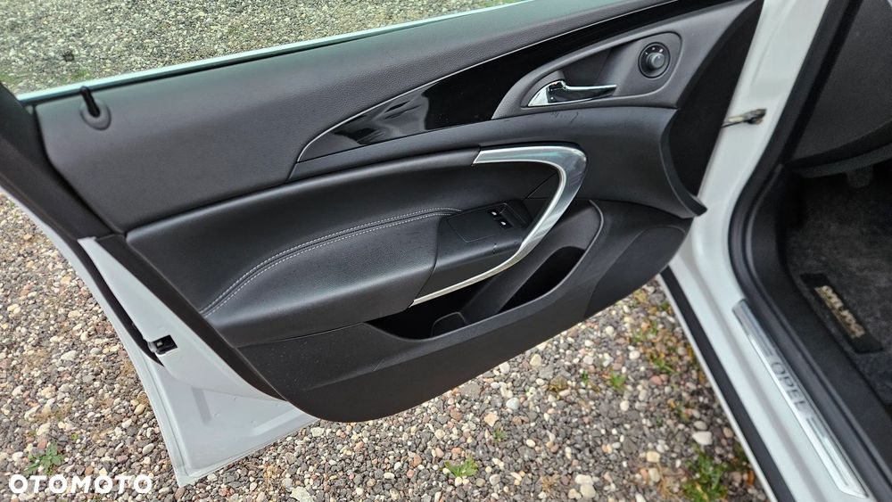 Opel Insignia 2.0 CDTI 150 Jahre - 14