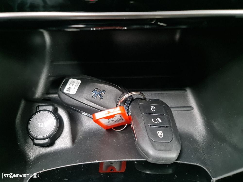 Peugeot 208 1.5 BlueHDi Allure - 4