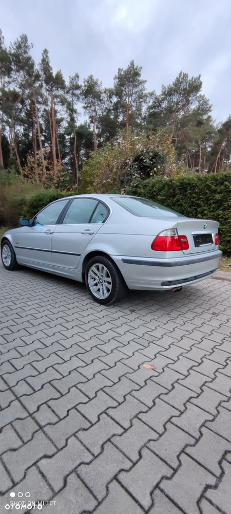BMW Seria 3 - 37