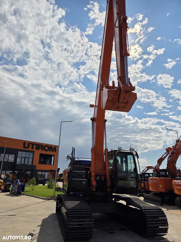 Hitachi BRATE LUNGI NOI la 18m, 2018, 9.033h, 3 pompe hidr HITACHI, masa operationala arpx 35t, senile LATE 90% ok, doar 1.200h deplasare, camera spate, Consum mediu 16l/h, REVIZII MOTOR SI HIDR EFECTUATE, posibilitate leasing, PROMOTIE 119.500 EUR+Tva - 11