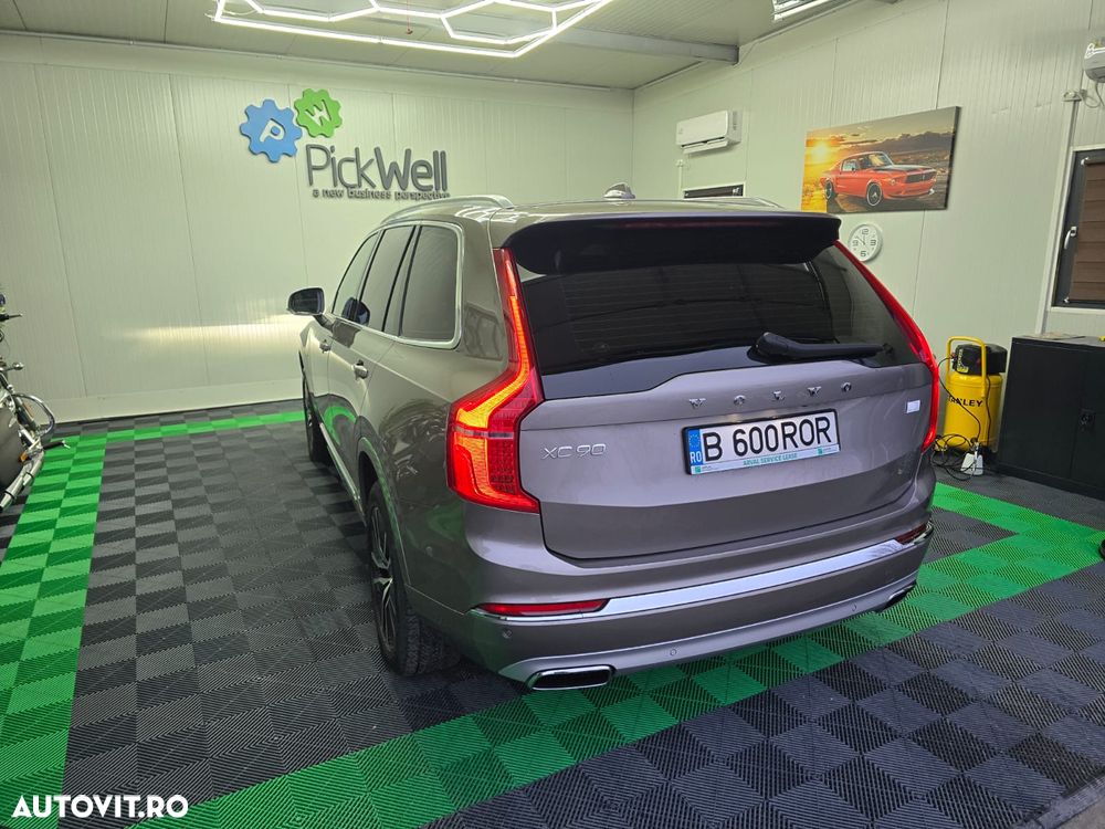 Volvo XC 90 - 4