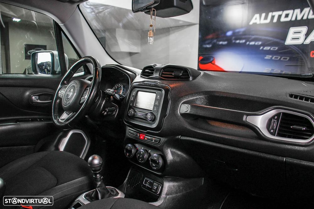 Jeep Renegade 1.6 MJD Limited - 24