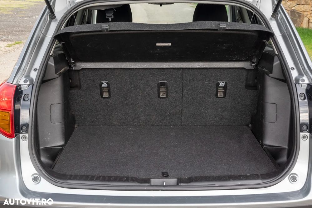 Suzuki Vitara 1.6 Passion - 16